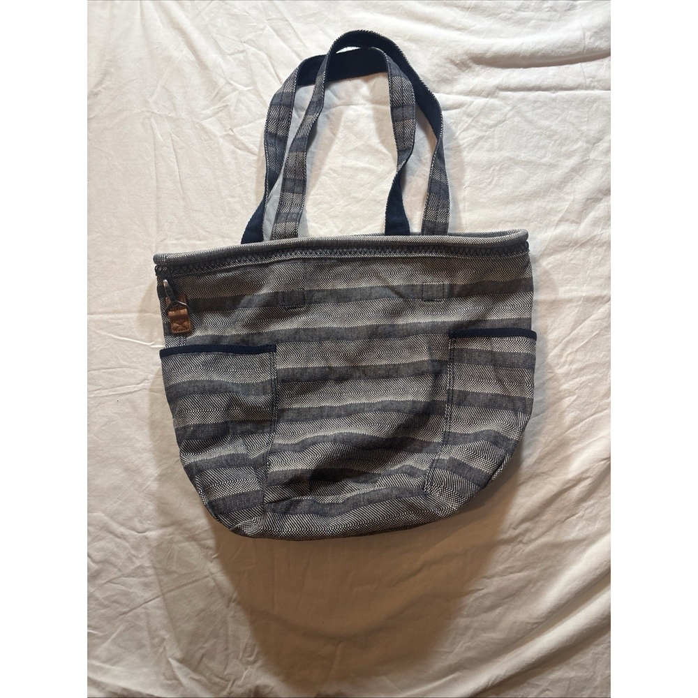 Thirty -One Retro Metro Woven Carry All Tote Bag Blue and White